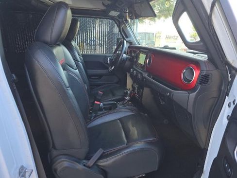 Used 2021 Jeep Wrangler Unlimited Rubicon AWD/4WD image 8