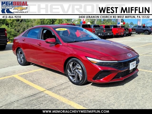 Used 2025 Hyundai Elantra SEL FWD image 1