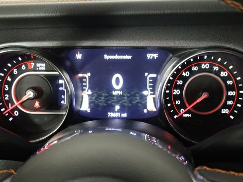 Used 2021 Jeep Gladiator Mojave AWD/4WD image 11