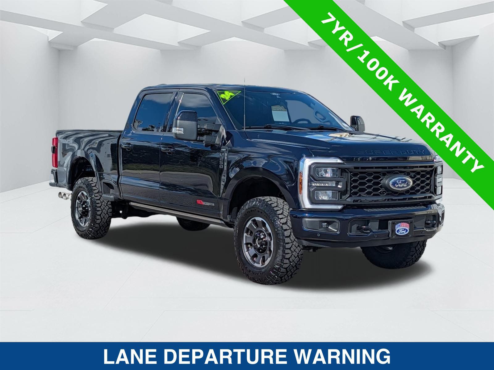 Used 2024 Ford F250 Lariat w/ Lariat Ultimate Package AWD/4WD image 3