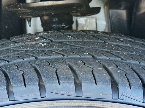 Used 2018 Jeep Compass Latitude w/ Cold Weather Group image 31