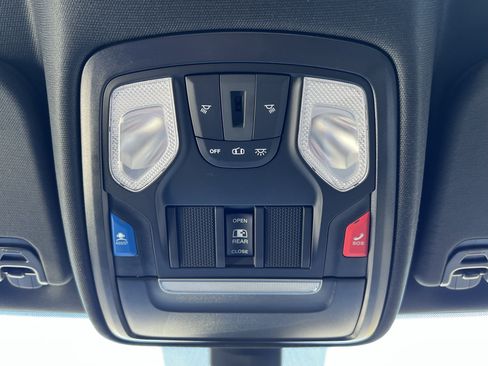 Used 2023 RAM 1500 Big Horn AWD/4WD image 28