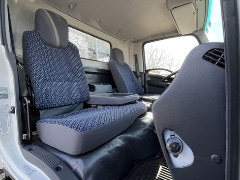 New 2024 Chevrolet Low Cab Forward image 24