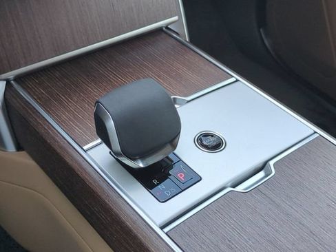 New 2026 Land Rover Range Rover SE AWD/4WD image 9