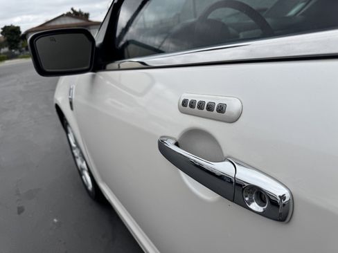 Used 2010 Lincoln MKZ FWD image 15
