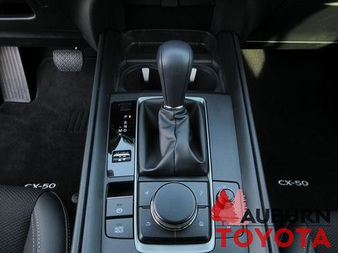Used 2025 MAZDA CX-50 AWD 2.5 S w/ Premium Package image 21