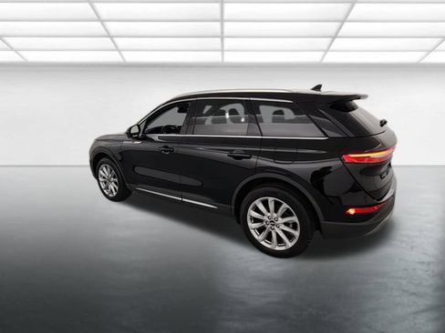 Used 2022 Lincoln Corsair AWD w/ Premium Package image 6