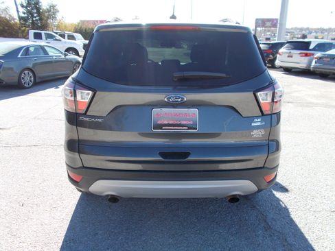 Used 2018 Ford Escape SE AWD/4WD image 6