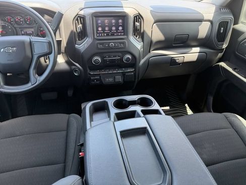 Used 2024 Chevrolet Silverado 1500 Custom Trail Boss AWD/4WD image 18