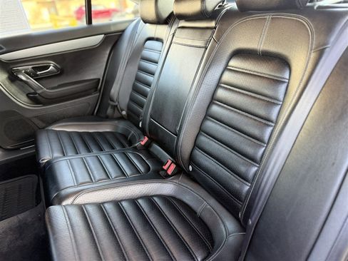 Used 2013 Volkswagen CC Sport image 19