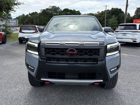 Used 2025 Nissan Frontier PRO-4X AWD/4WD image 8