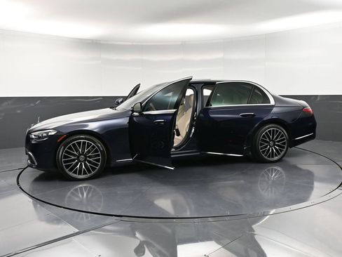 Used 2022 Mercedes-Benz S 500 4MATIC image 39