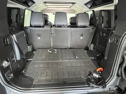 Used 2020 Land Rover Defender 110 HSE image 23