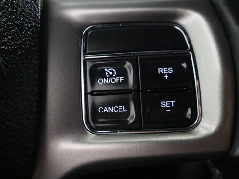 Used 2017 RAM 2500 Limited AWD/4WD image 36