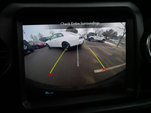 Used 2023 Jeep Wrangler Sahara w/ Cold Weather Group image 28