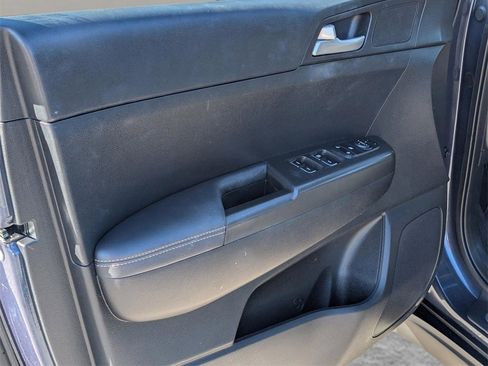 Used 2022 Kia Sportage LX image 15