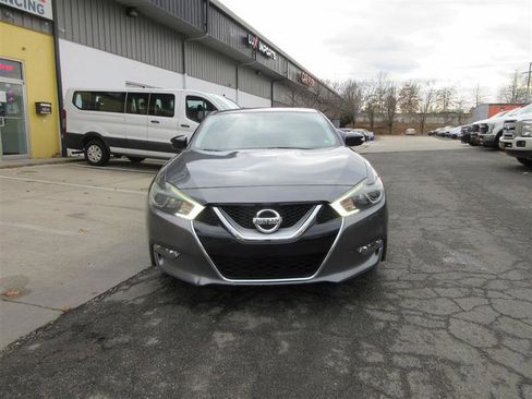 Used 2017 Nissan Maxima SR image 33