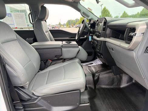 Used 2022 Ford F150 XL w/ Equipment Group 101A High AWD/4WD image 10
