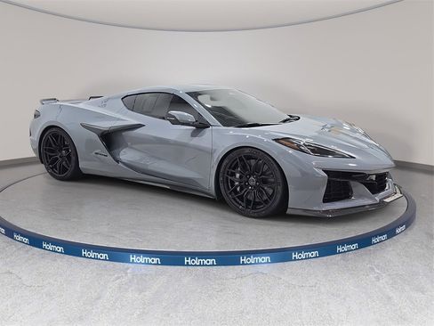 Used 2024 Chevrolet Corvette Z06 image 5