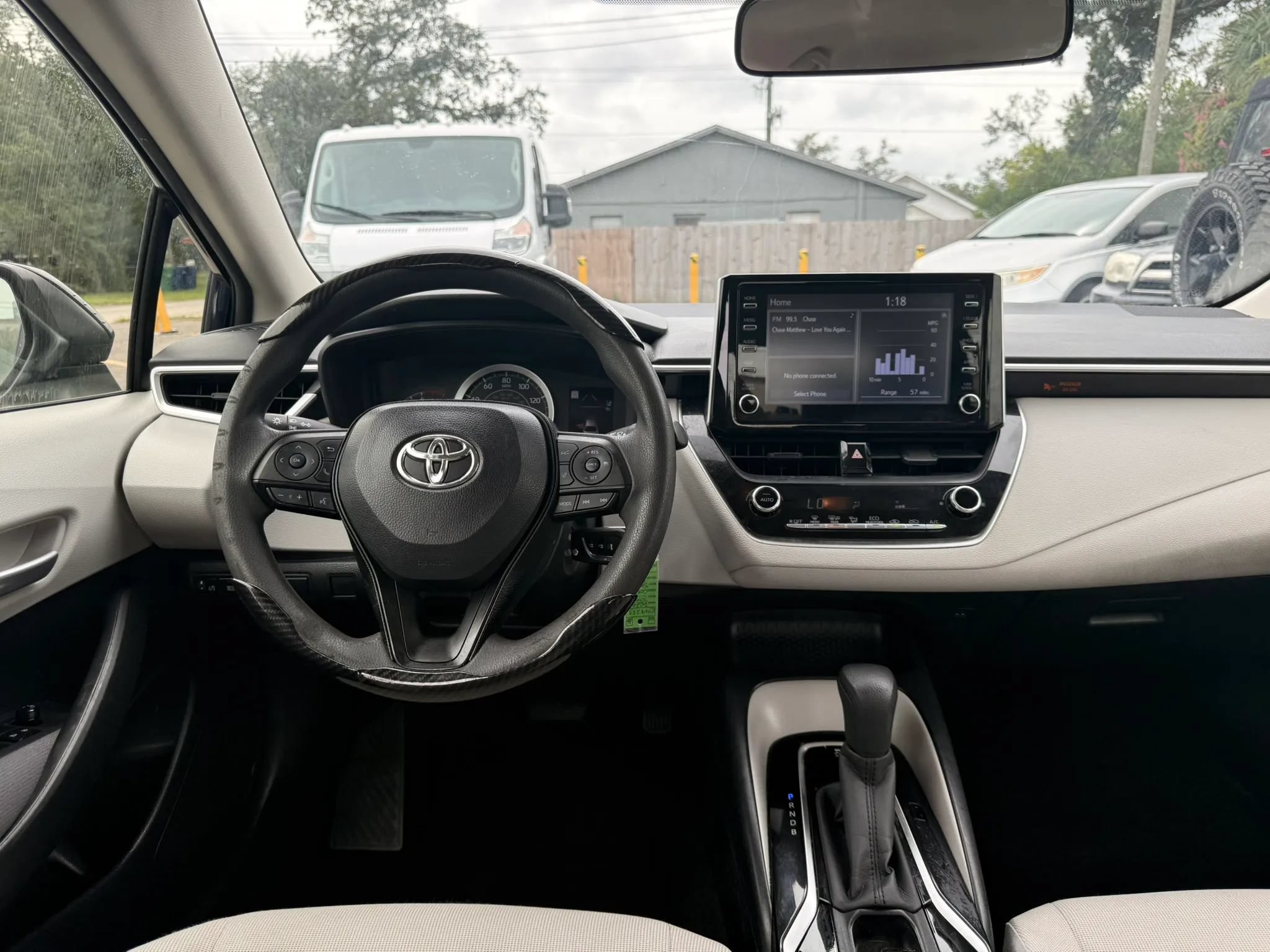 Used 2020 Toyota Corolla LE FWD image 14