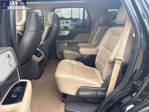 Used 2022 Lincoln Navigator Reserve RWD image 31