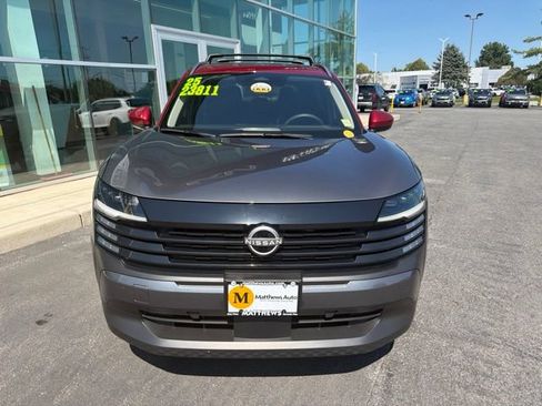 Used 2025 Nissan Kicks SV w/ SV Premium Package AWD/4WD image 9