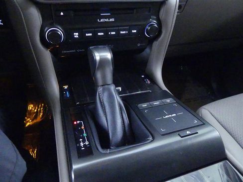 Used 2022 Lexus GX 460 Premium image 17