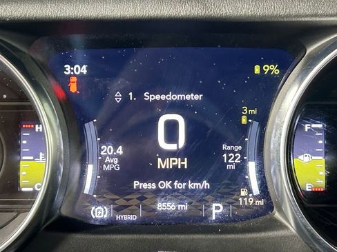 Used 2023 Jeep Wrangler Unlimited Sahara w/ Cold Weather Group AWD/4WD image 23