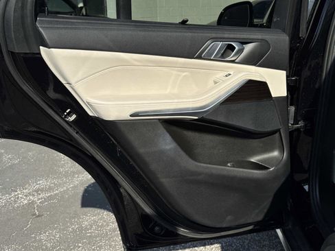 Used 2021 BMW X5 sDrive40i w/ Convenience Package image 13