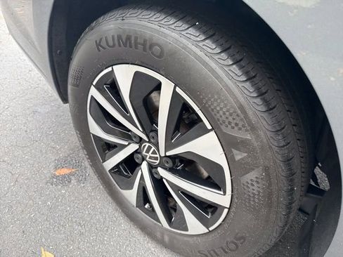 Used 2024 Volkswagen Jetta S image 29