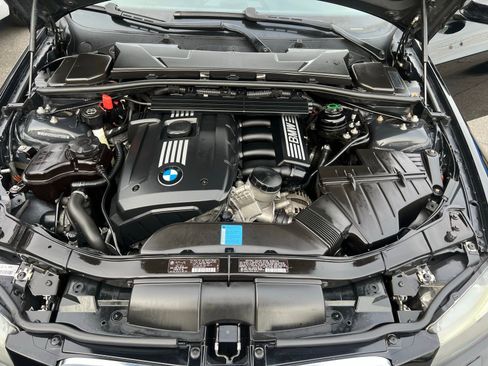 Used 2009 BMW 328i xDrive Sedan image 17