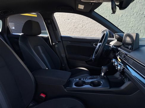 Used 2025 Honda Civic Sport image 19