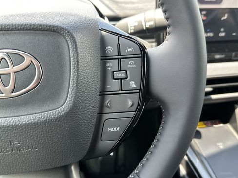 New 2026 Toyota C-HR AWD/4WD image 18