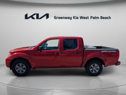 Used 2013 Nissan Frontier Desert Runner image 4