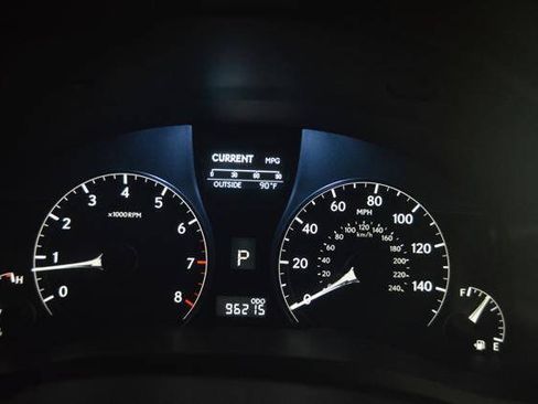 Used 2011 Lexus RX 350 AWD w/ Premium Pkg image 17