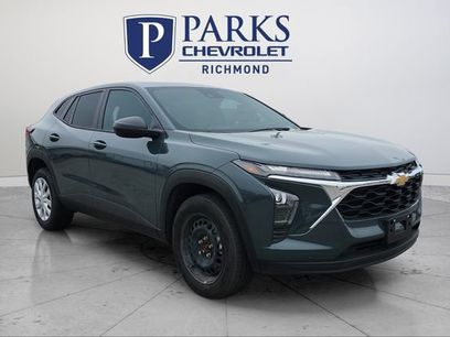 Certified 2025 Chevrolet Trax LS w/ Driver Confidence Package