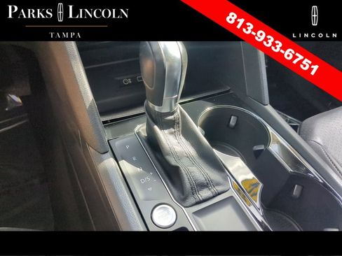 Used 2019 Volkswagen Atlas SEL FWD image 28