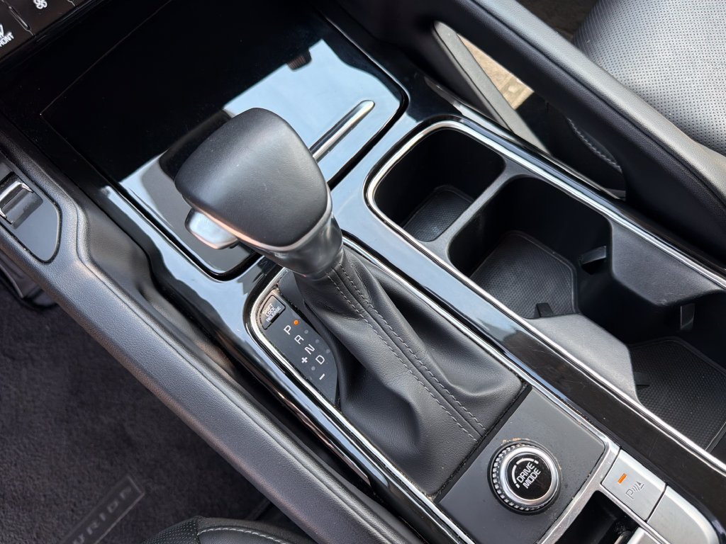 Used 2025 Kia Telluride S FWD image 25