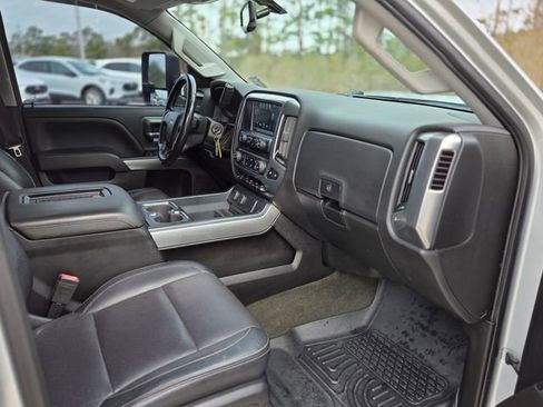 Used 2017 Chevrolet Silverado 2500 LT w/ LT Plus Package image 14