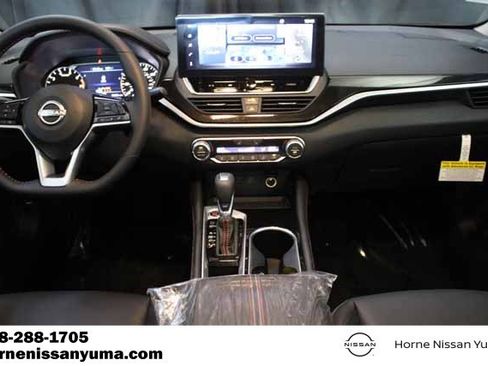 New 2025 Nissan Altima 2.5 SR w/ SR Premium Package image 11