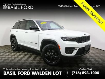 Used 2023 Jeep Grand Cherokee Altitude