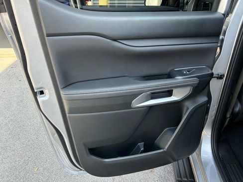 Used 2024 Ford Ranger Lariat w/ FX4 Off-Road Package image 42