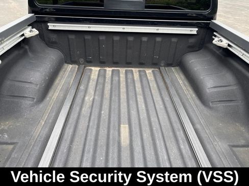 Used 2019 Nissan Frontier SV w/ Value Truck Package AWD/4WD image 13