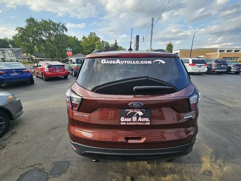 Used 2018 Ford Escape SEL w/ SEL Sport Appearance Package FWD image 8