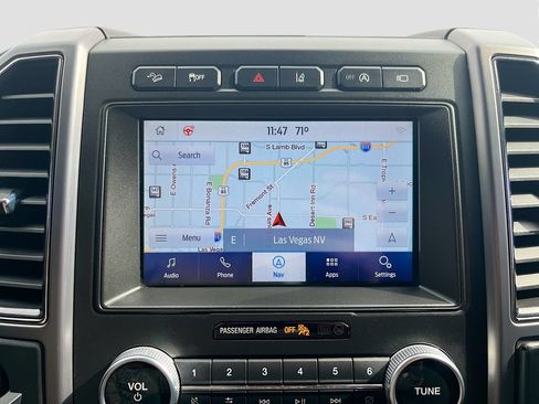 Used 2021 Ford Expedition Platinum AWD/4WD image 13