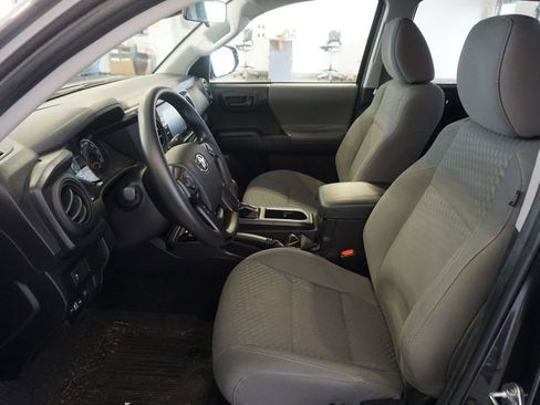 Used 2023 Toyota Tacoma SR AWD/4WD image 16