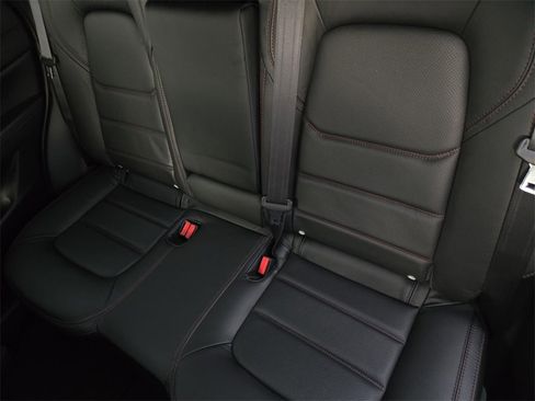 New 2025 MAZDA CX-5 Carbon Edition image 13