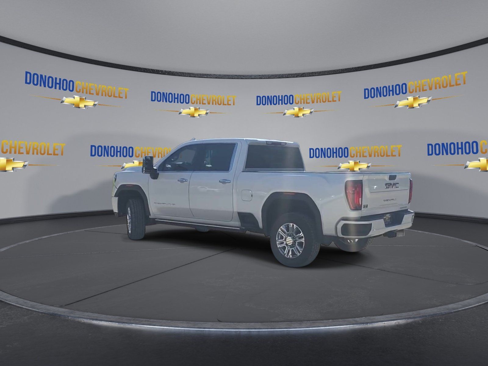 Used 2023 GMC Sierra 2500 Denali w/ Denali Ultimate Package AWD/4WD image 5