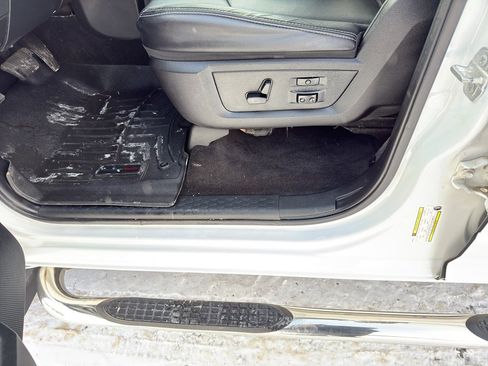 Used 2017 RAM 1500 Laramie image 15