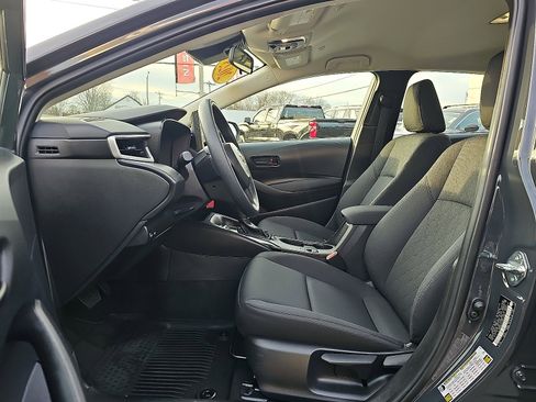 Used 2025 Toyota Corolla LE image 14